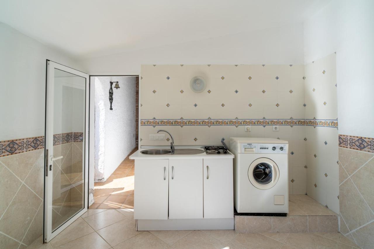 Villa Isabel Private Pool Casasol Нерха Екстериор снимка